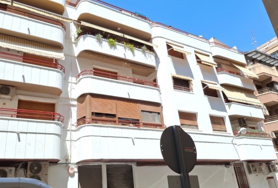 Resale - Apartment - Orihuela Costa - Zona Centro