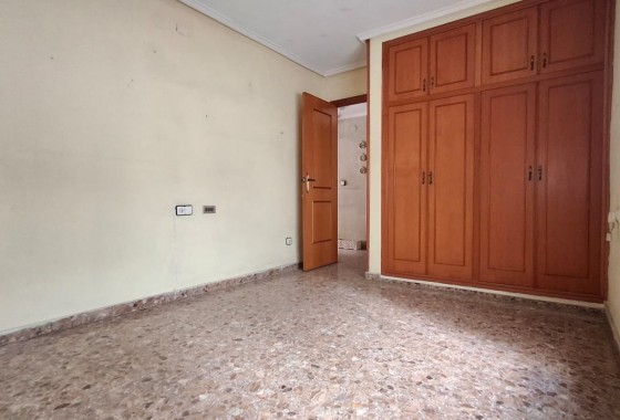 Resale - Apartment - Orihuela Costa - Zona Centro