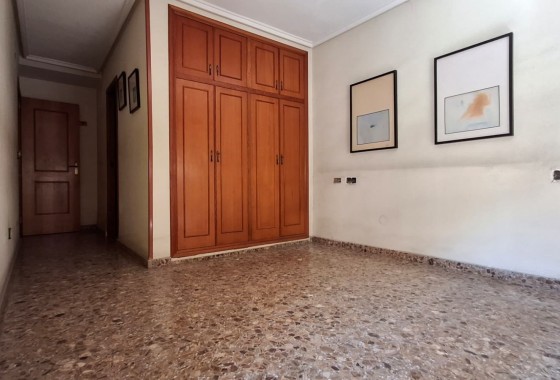 Resale - Apartment - Orihuela Costa - Zona Centro