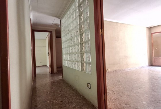 Resale - Apartment - Orihuela Costa - Zona Centro