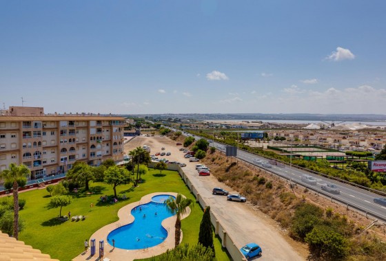 Resale - Apartment - Torrevieja - Parque las naciones