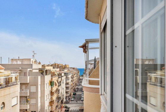Resale - Apartment - Torrevieja - Playa del cura