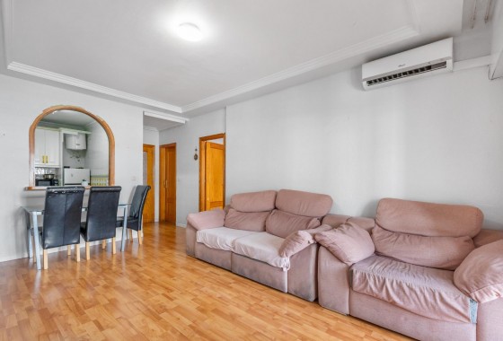 Resale - Apartment - Torrevieja - Playa del cura