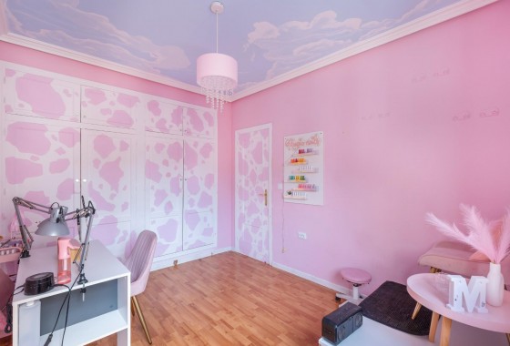 Resale - Apartment - Torrevieja - Playa del cura