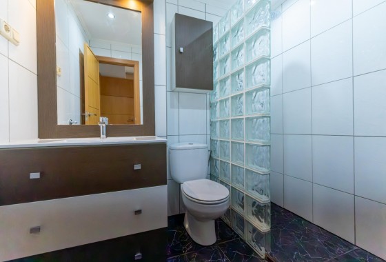 Resale - Apartment - Torrevieja