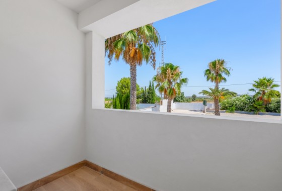 Segunda Mano - Finca - Los Montesinos - La herrada