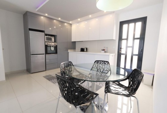Segunda Mano - Bungalow - Orihuela Costa - La Regia
