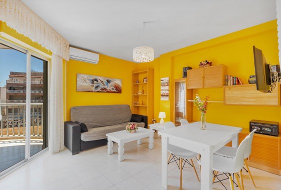 Segunda Mano - Apartamento - Torrevieja - La Mata pueblo