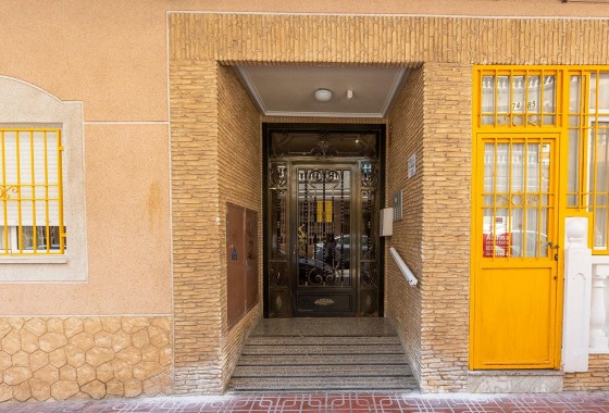 Segunda Mano - Apartamento - Torrevieja - Habaneras
