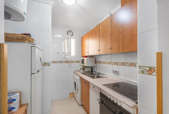 Segunda Mano - Apartamento - Torrevieja - Estacion de autobuses