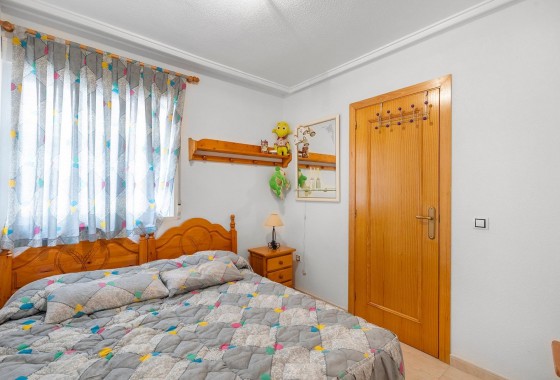 Segunda Mano - Apartamento - Torrevieja - Estacion de autobuses