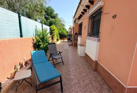 Revente - Villa - Los Montesinos - La herrada
