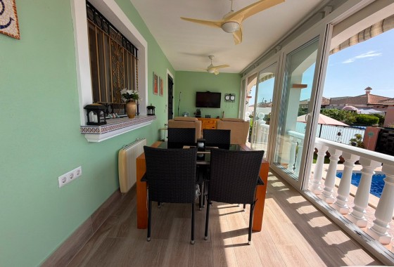 Revente - Villa - Los Montesinos - La herrada