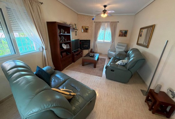 Revente - Villa - Los Montesinos - La herrada