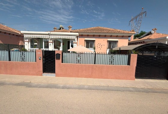 Revente - Villa - Los Montesinos - La herrada