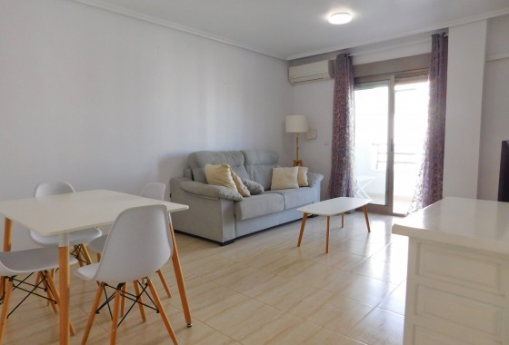 Segunda Mano - Apartamento - San Miguel de Salinas