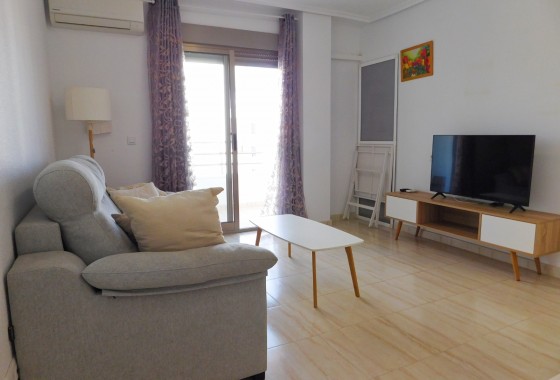 Segunda Mano - Apartamento - San Miguel de Salinas