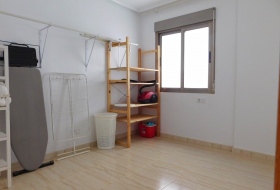 Segunda Mano - Apartamento - San Miguel de Salinas