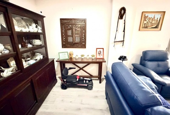 Resale - Apartment - Orihuela Costa - La Zenia