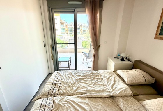 Resale - Apartment - Orihuela Costa - La Zenia