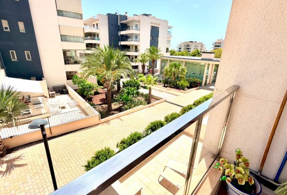Resale - Apartment - Orihuela Costa - La Zenia