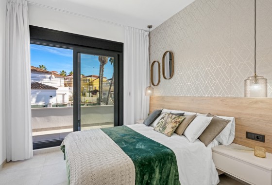 Segunda Mano - Chalet - Orihuela Costa - Blue Lagoon*