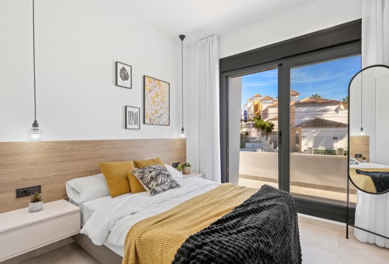 Segunda Mano - Chalet - Orihuela Costa - Blue Lagoon*