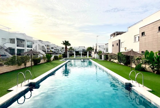 Revente - Appartement - Torrevieja - Aguas nuevas 1