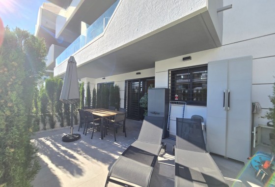 Resale - Apartment - Orihuela Costa - Villamartín *