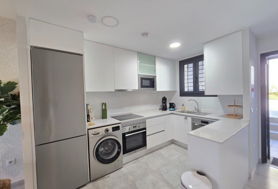 Resale - Apartment - Orihuela Costa - Villamartín *