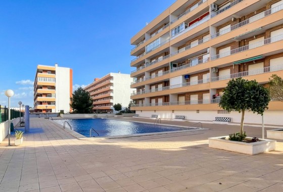 Resale - Apartment - Orihuela Costa - Punta Prima