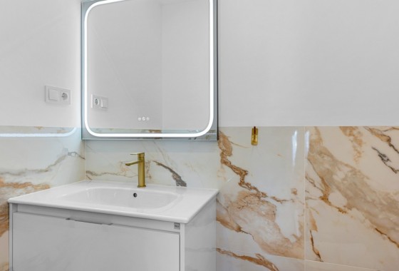 Resale - Apartment - Orihuela Costa - Punta Prima