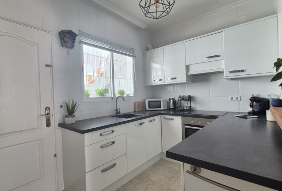 Revente - Maison mitoyenne - Villamartin - Costa Blanca