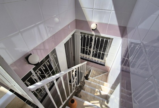 Revente - Maison mitoyenne - Villamartin - Costa Blanca