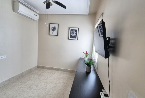 Revente - Maison mitoyenne - Villamartin - Costa Blanca
