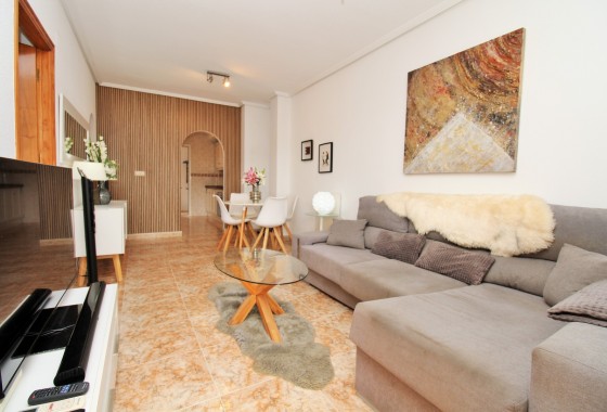 Segunda Mano - Apartamento - Punta Prima