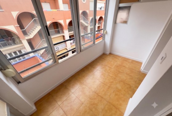 Segunda Mano - Apartamento - Torrevieja - La Mata pueblo