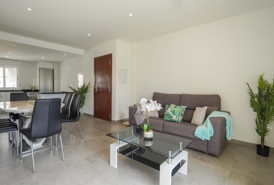 Segunda Mano - Apartamento - Torrevieja - Aguas nuevas 1