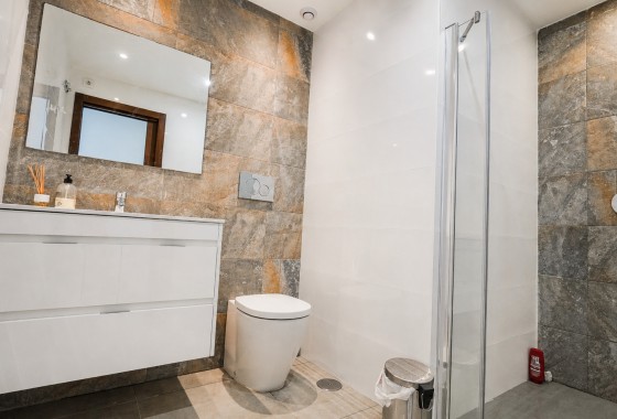 Segunda Mano - Apartamento - Torrevieja - Aguas nuevas 1