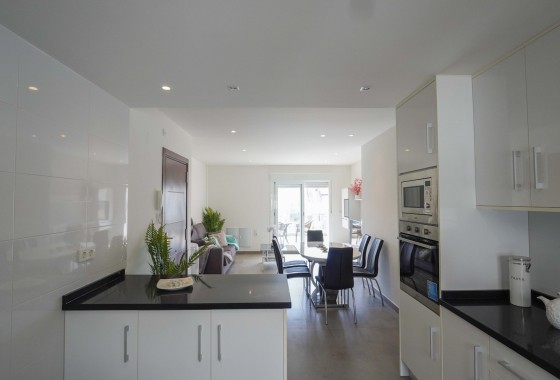 Segunda Mano - Apartamento - Torrevieja - Aguas nuevas 1