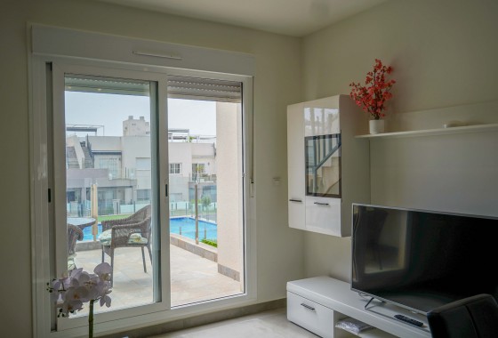 Segunda Mano - Apartamento - Torrevieja - Aguas nuevas 1