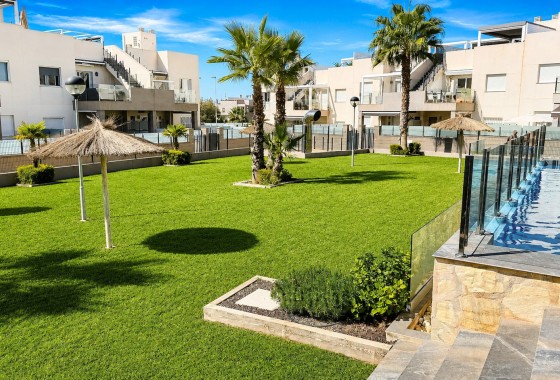 Segunda Mano - Apartamento - Torrevieja - Aguas nuevas 1