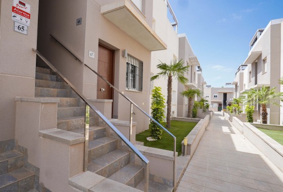 Segunda Mano - Apartamento - Torrevieja - Aguas nuevas 1