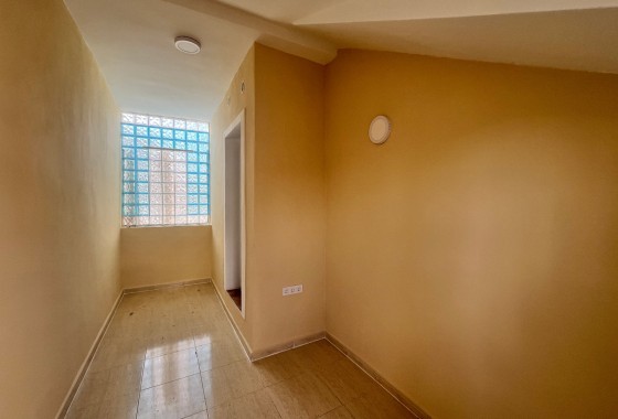 Segunda Mano - Apartamento - Playa Flamenca - Res. San Antonio