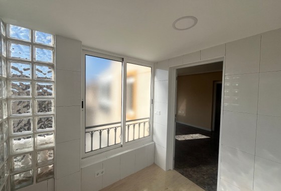 Segunda Mano - Apartamento - Playa Flamenca - Res. San Antonio
