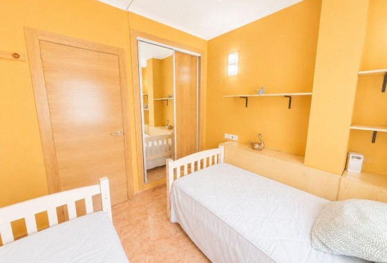 Segunda Mano - Apartamento - Torrevieja - Estacion de autobuses
