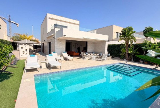 Resale - Detached Villa - Los Montesinos - Los Montesinos - Urb. La Herrada