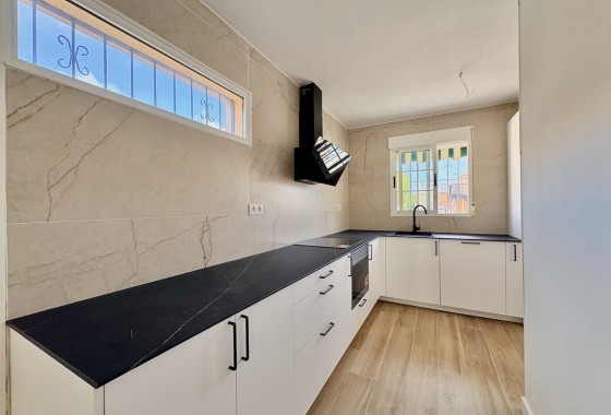 Revente - Villa - Orihuela Costa - Los Balcones