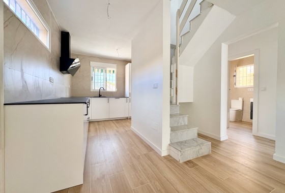 Revente - Villa - Orihuela Costa - Los Balcones