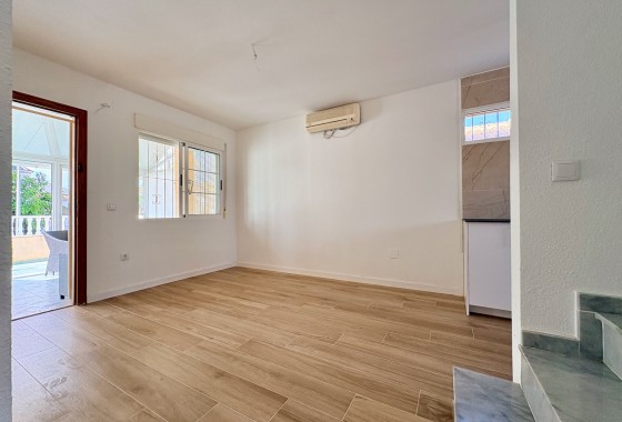 Revente - Villa - Orihuela Costa - Los Balcones